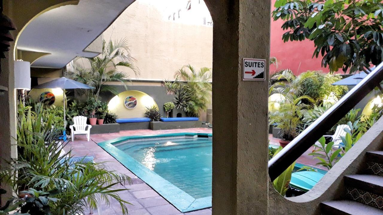 Solimar Inn Suites Zihuatanejo Luaran gambar