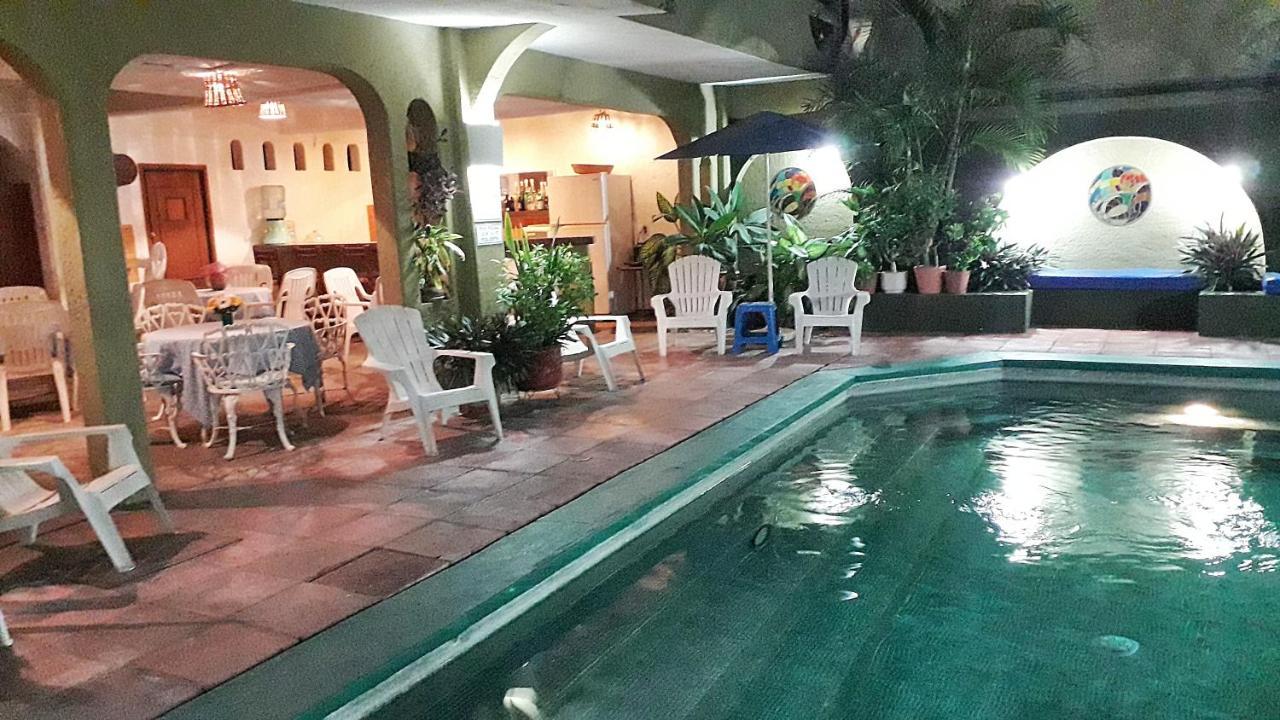 Solimar Inn Suites Zihuatanejo Luaran gambar